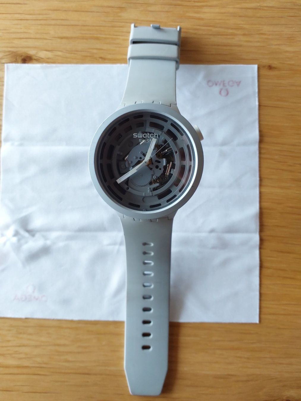 Swatch Uhren: Swatch Big Bold Bioceramic C-Grey – Gebraucht aus Cernier / von car_5rm5