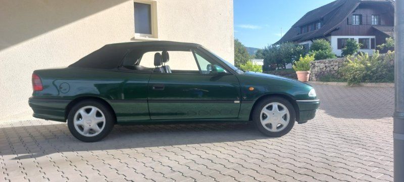 Opel Automobili: Opel Astra Caprio Bertone 1.8i 16V – Usato da Arboldswil venduto da Fritz1220 3