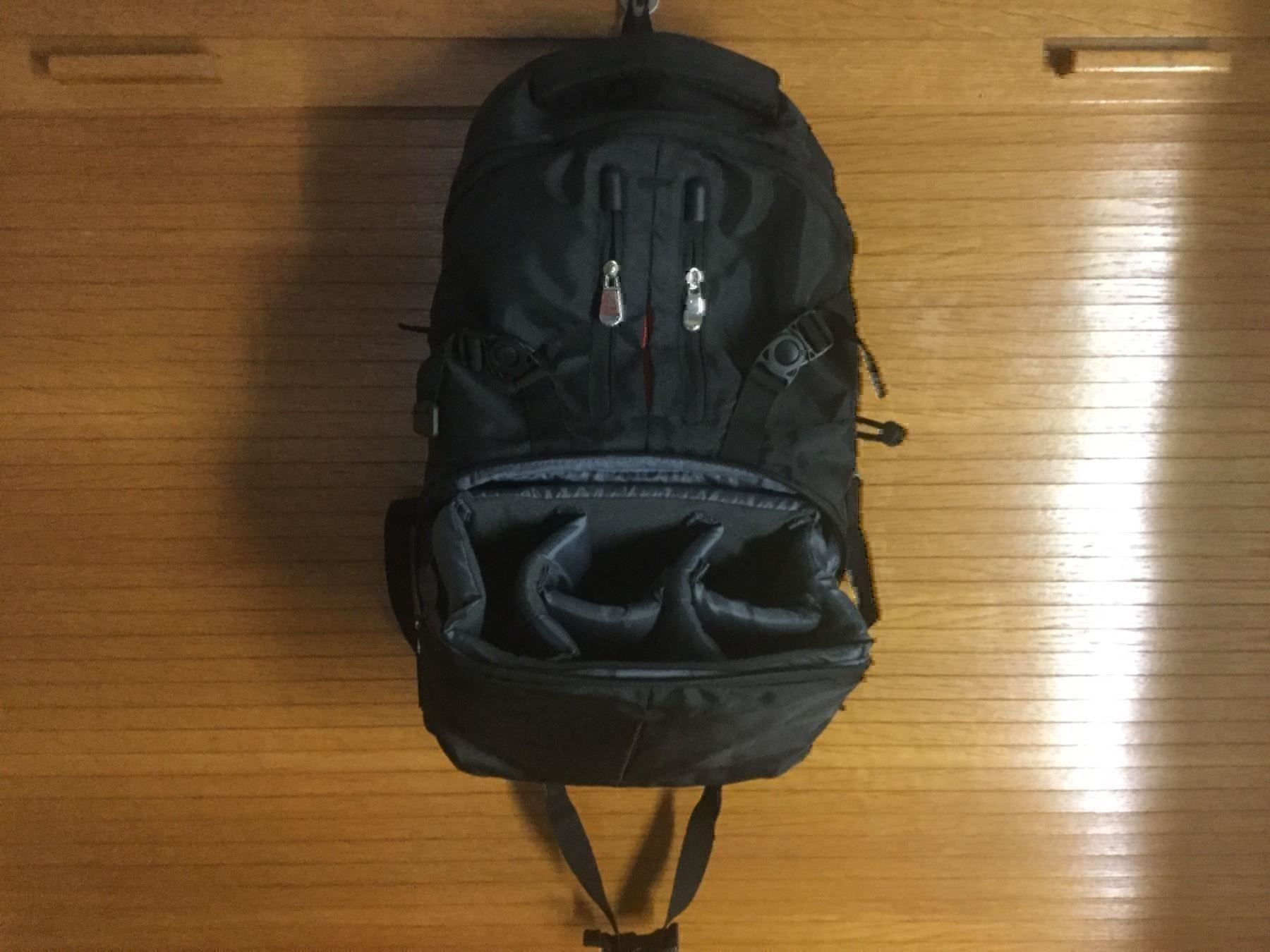Taschen: SAC POUR APPAREIL PHOTO – Gebraucht aus Brügg BE von traindenuit 1