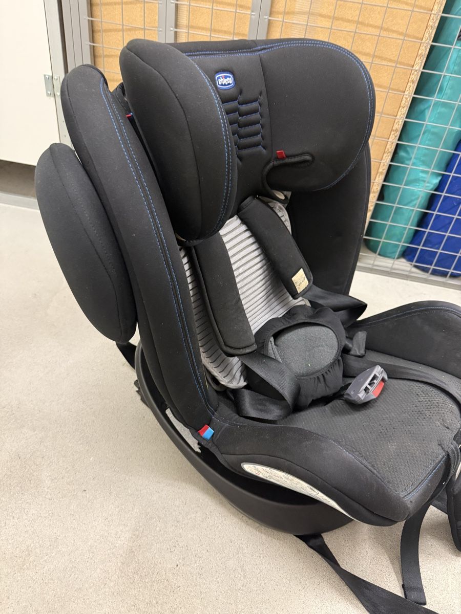 Chicco Auto-Kindersitze: Chicco Kindersitz schwarz  – Gebraucht aus Tann von patrick_13g 1