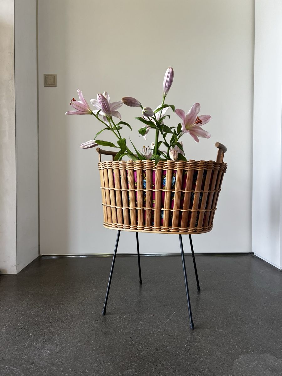 Altro per la casa: Vintage Wicker Basket, Mid century Side table – Usato da Oberägeri venduto da Theonose74 6