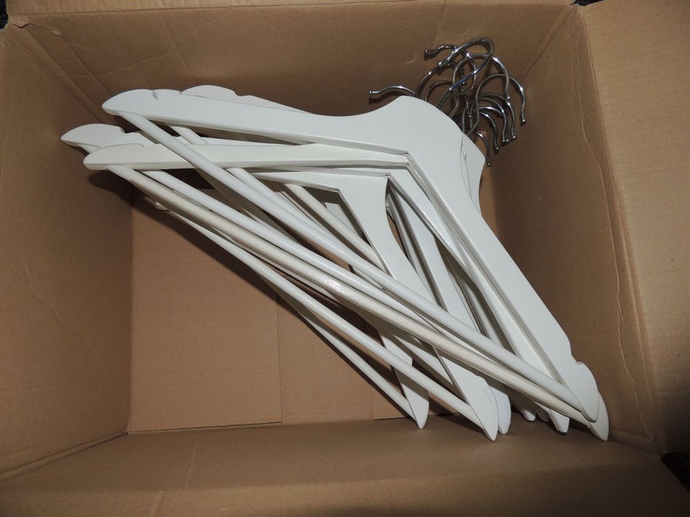 Satin-Perückentasche Mit Holzbügel – Praktische Aufbewahrung Für Haarverlängerungen & Perücken