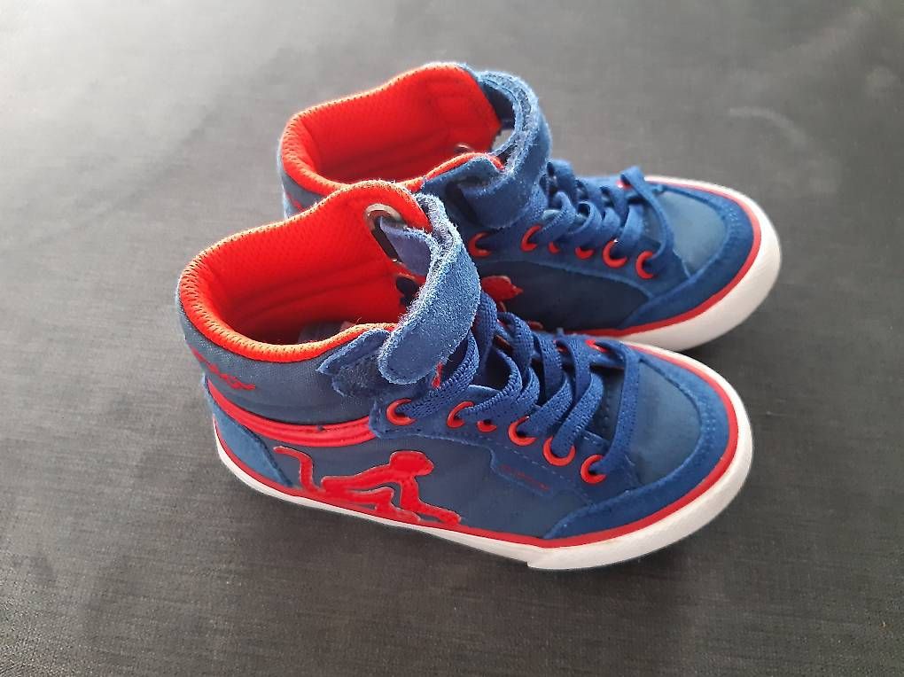 Scarpe per ragazzi: Schuhe Gr. 27 – Usato da Belp venduto da Verk976