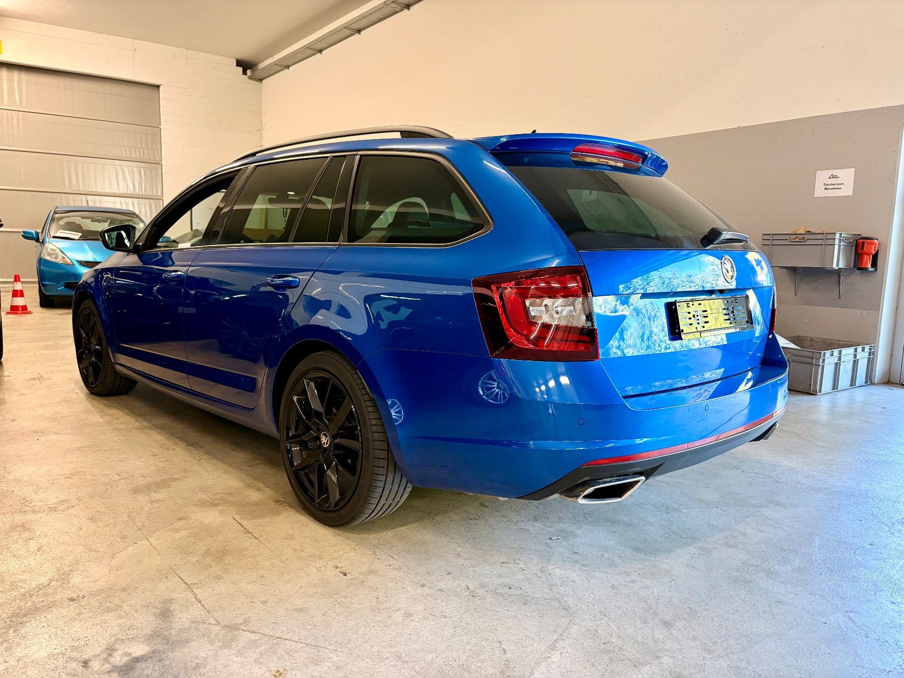 Skoda Automobili: Skoda Octavia RS 4X4 – Difettoso da Arth venduto da quattro1991 2