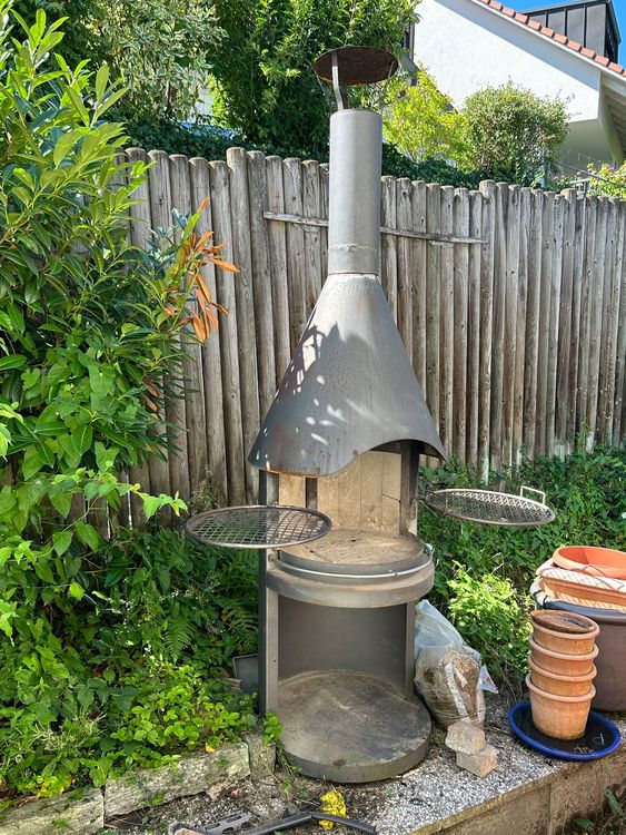 Gartenkamin / Outdoor Cheminée mit zwei Rosten Kaufen auf Ricardo