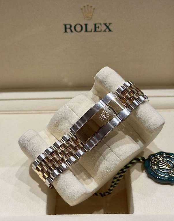 Uhren: Rolex Datejust 41mm 2025 99% New – Neu und originalverpackt aus Bülach von Buli.watches 4