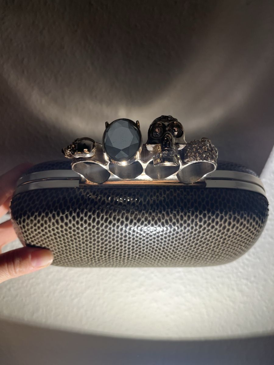 Borse da donna: Clutch – Nuovo (secondo la descrizione) da Zürich venduto da tin_m585