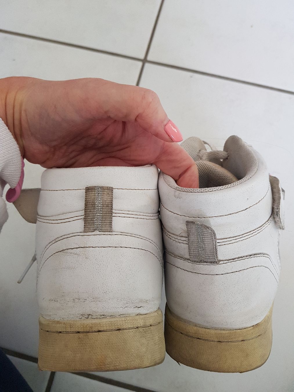 Damenschuhe: basket – Gebraucht aus Hermance von Triplebizzo 2