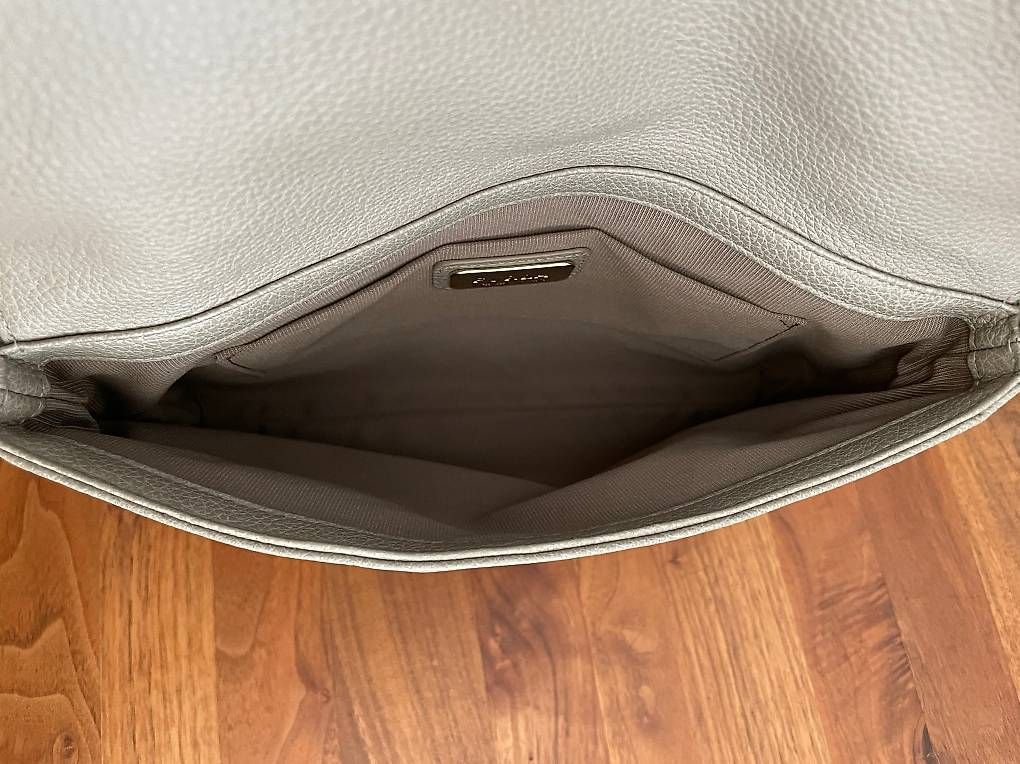 Borse da donna: Furla Handtasche grau – Usato da Basel venduto da Sydney02 4