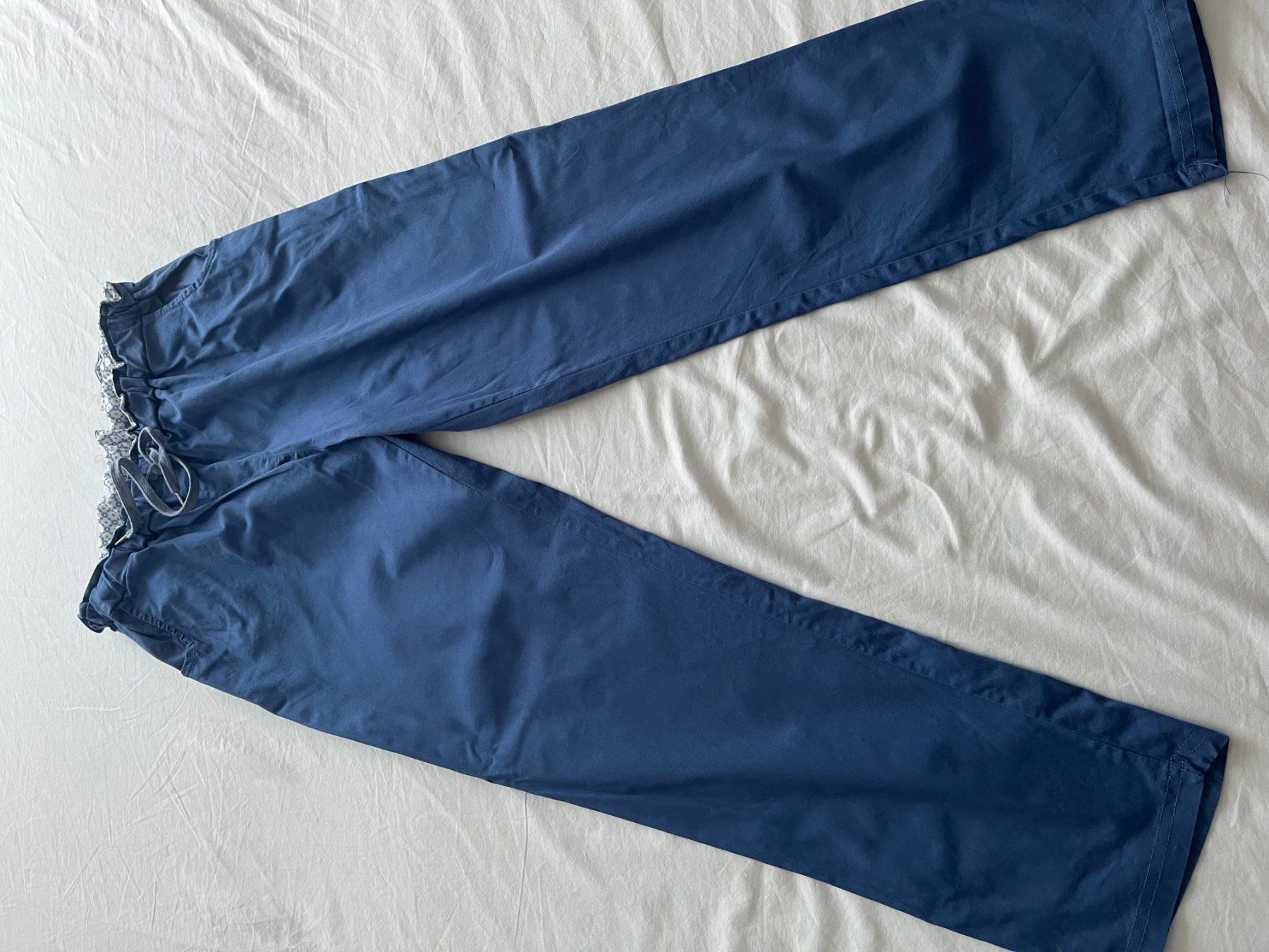 Pantaloni: Damen Hosen Farbe blau Grösse M – Usato da Jona venduto da Flexer02 1