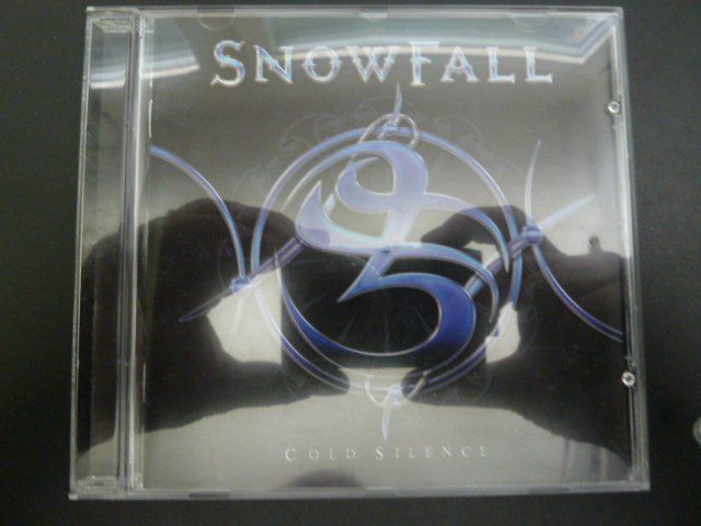 CD: Snowfall - Cold Silence  (Escape Music) – Usato da Au ZH venduto da sikoku