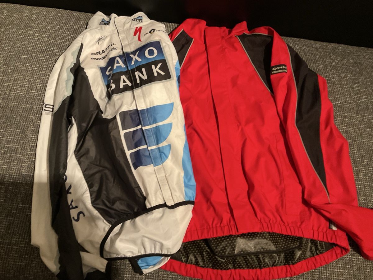 Vestes: Velojacken 2 Stück – D'occasion à Magden par Karo129