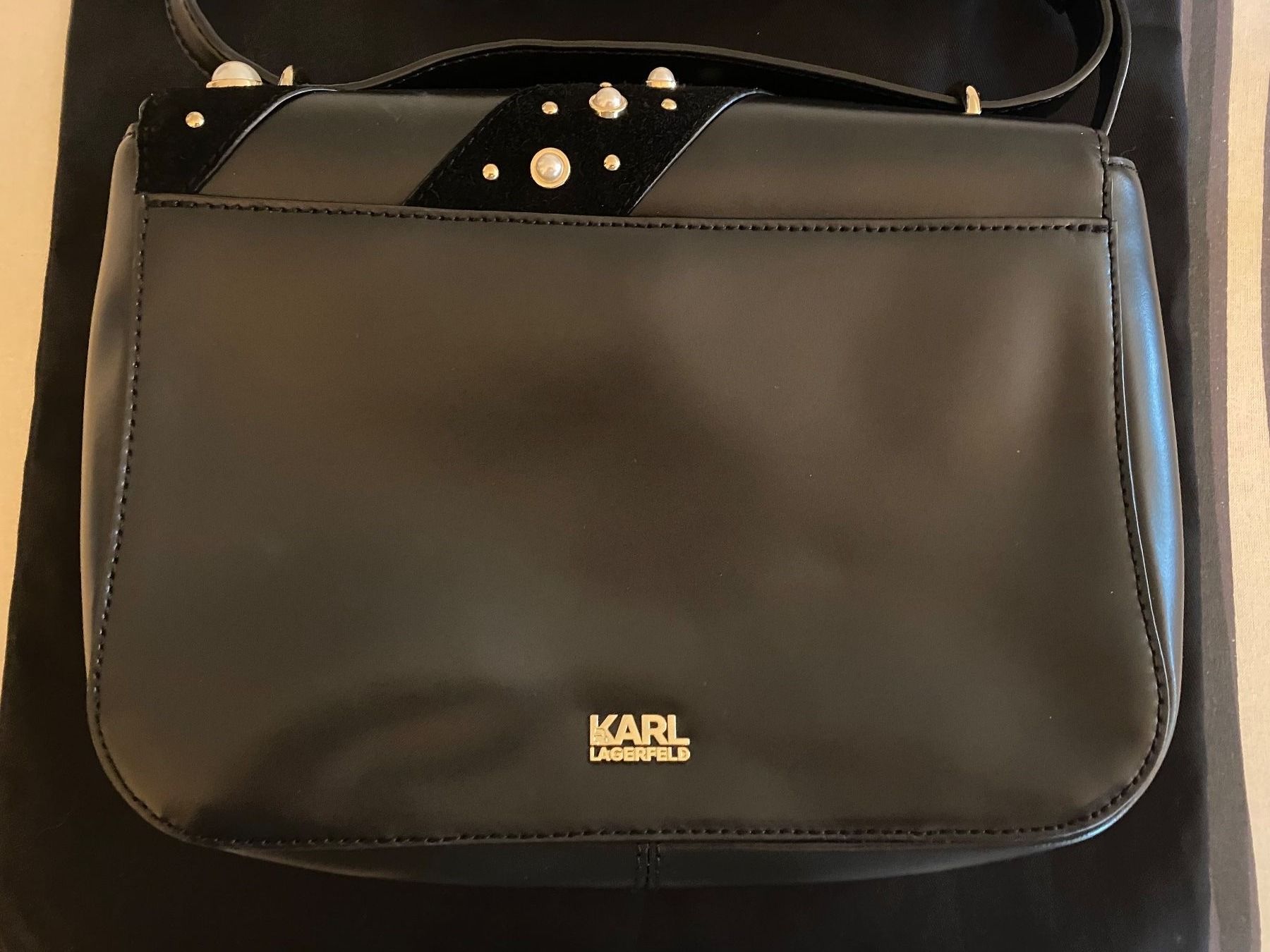 Karl Lagerfeld Taschen für Damen: Karl Lagerfeld Umhängetasche – Gebraucht aus Wetzikon ZH von Deba26 1