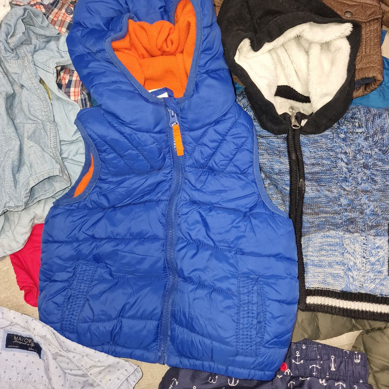 Lotti & Set di vestiti: Jungen Kleiderpaket Gr. 80/86 – Usato da Chur venduto da RICPE99 2