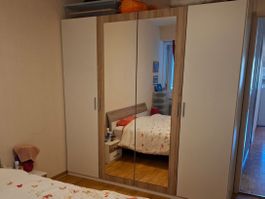 Armoire à habits