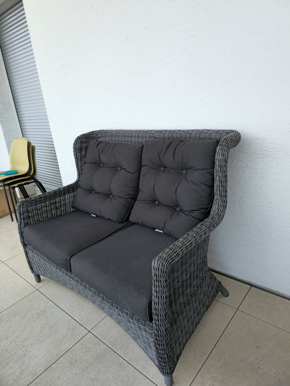 Sofas: Loungesofa / Gartenbank 2-Sitzer – Gebraucht aus Wädenswil von MilouvdM 1