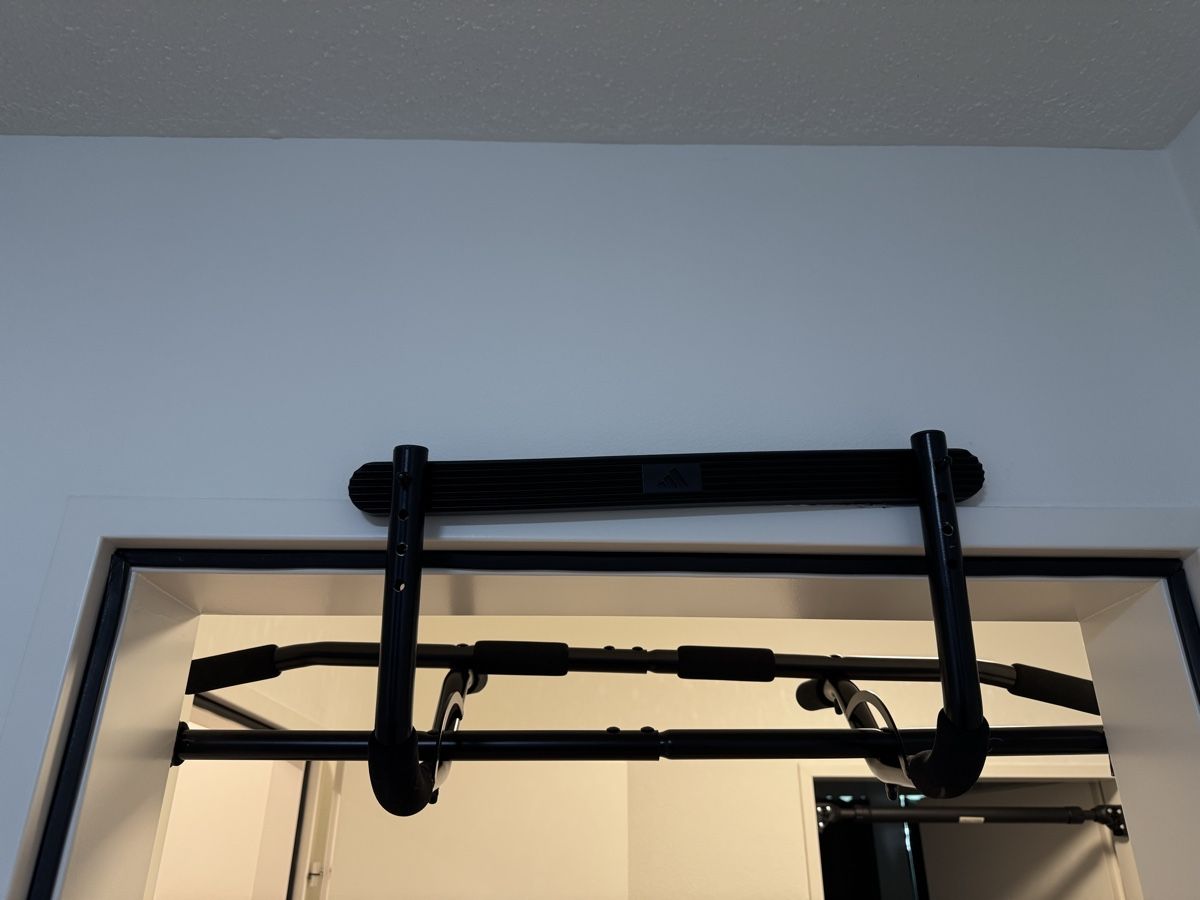 Adidas Vélos d'appartement: Adidas Door Gym – D'occasion à Luzern par MsArcal 1