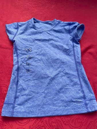Mädchen Sport T-Shirt Oberteil mit Schmetterlingen 128 blau