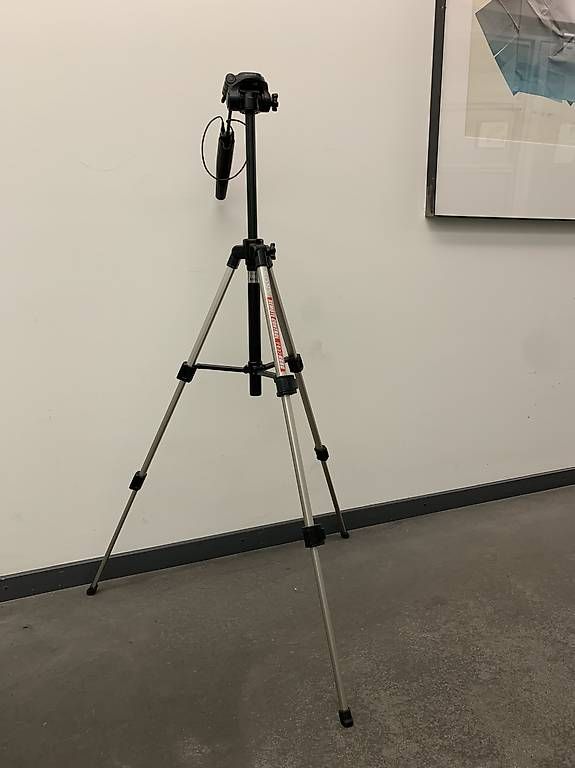 Stative & Köpfe: Stativ SONY REMOTE CONTROL TRIPOD VCT-D580RM – Gebraucht aus Bern von duschenhocker 2