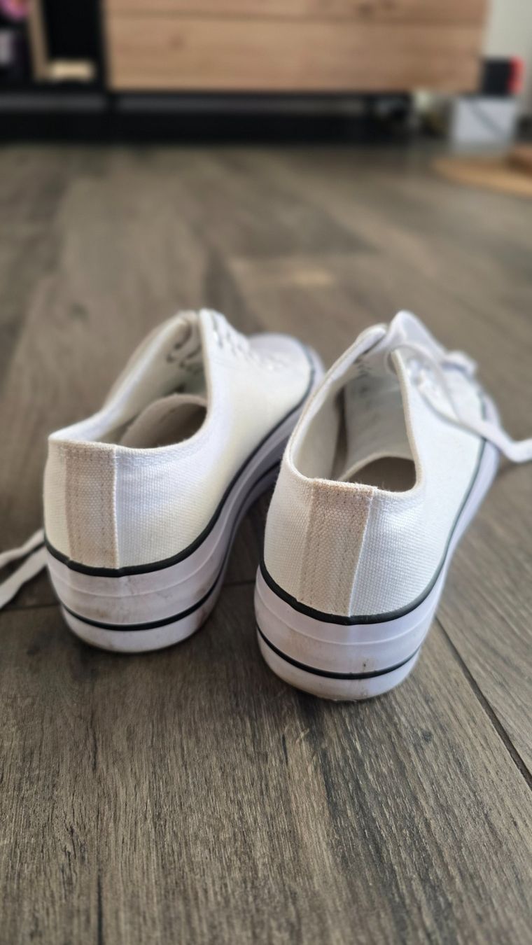 Skechers Scarpe da donna: Damen Sneakers weiss Grösse 37 – Usato da Gretzenbach venduto da Kim_0431 2