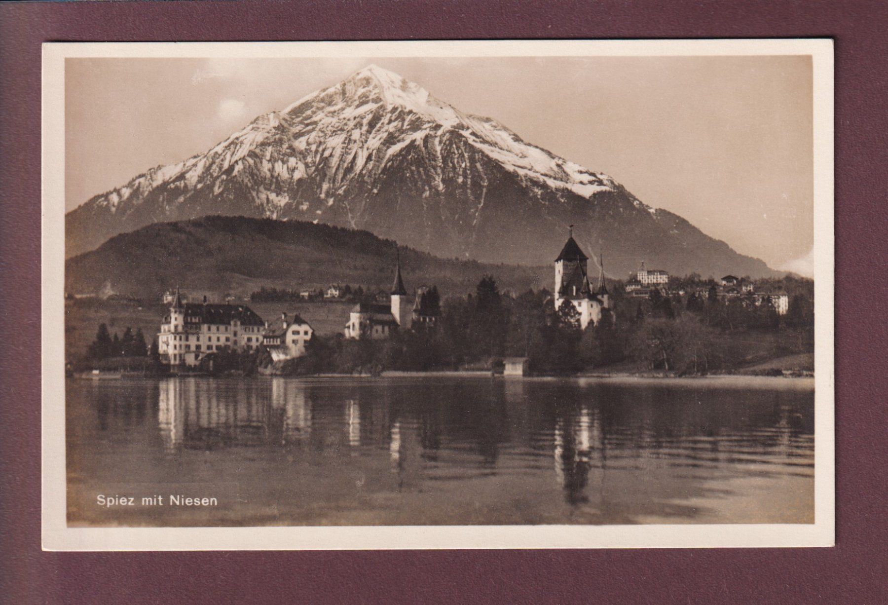 Cartoline postali: SPIEZ mit Niesen – Usato da Pully venduto da nicecards