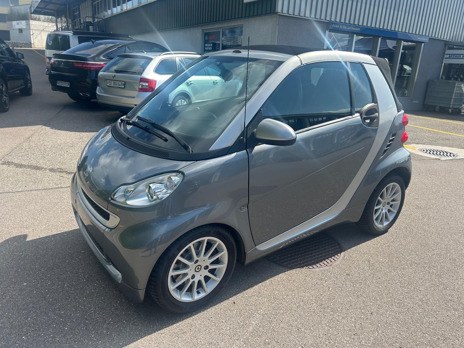 Smart Autos: Smart Cabrio – D'occasion à Hombrechtikon par LusoSmartch 2