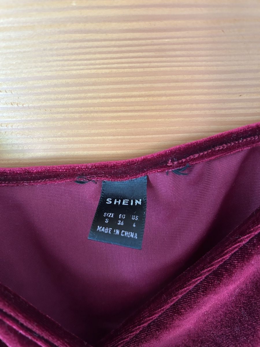 Shein Top: Shein Samt Top, rot, Grösse S – Usato da Frauenfeld venduto da jae_vs6j 2