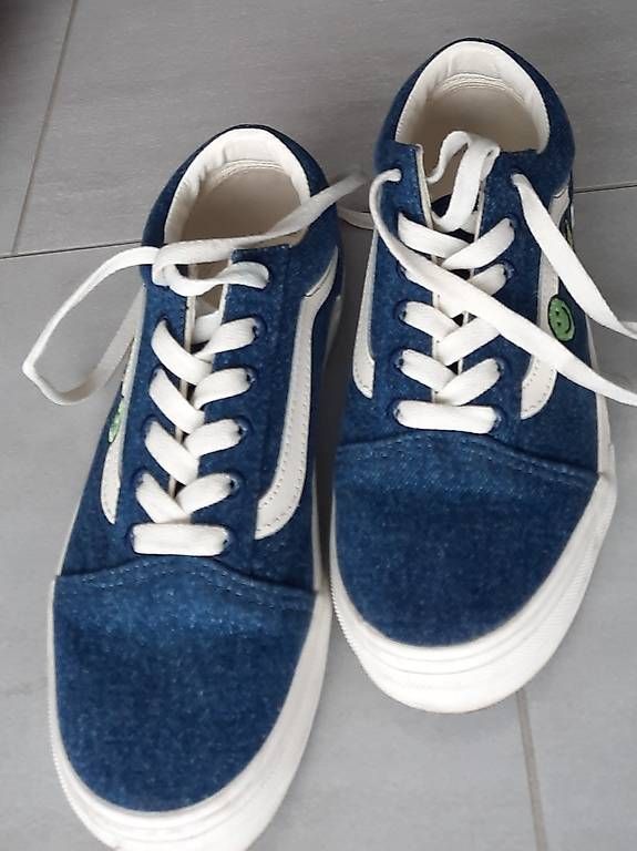 Scarpe per ragazzi: A vendre chaussures Vans enfants taille 35 – Usato da Marin-Epagnier venduto da Crac34