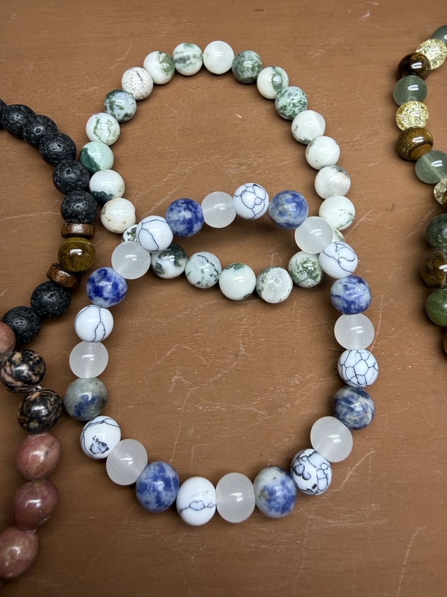 Armbänder & -reifen: Stone Bead Bracelets Set 6 pcs various stones NEW – Neu (gemäss Beschreibung) aus Wald ZH von Carloiten 1