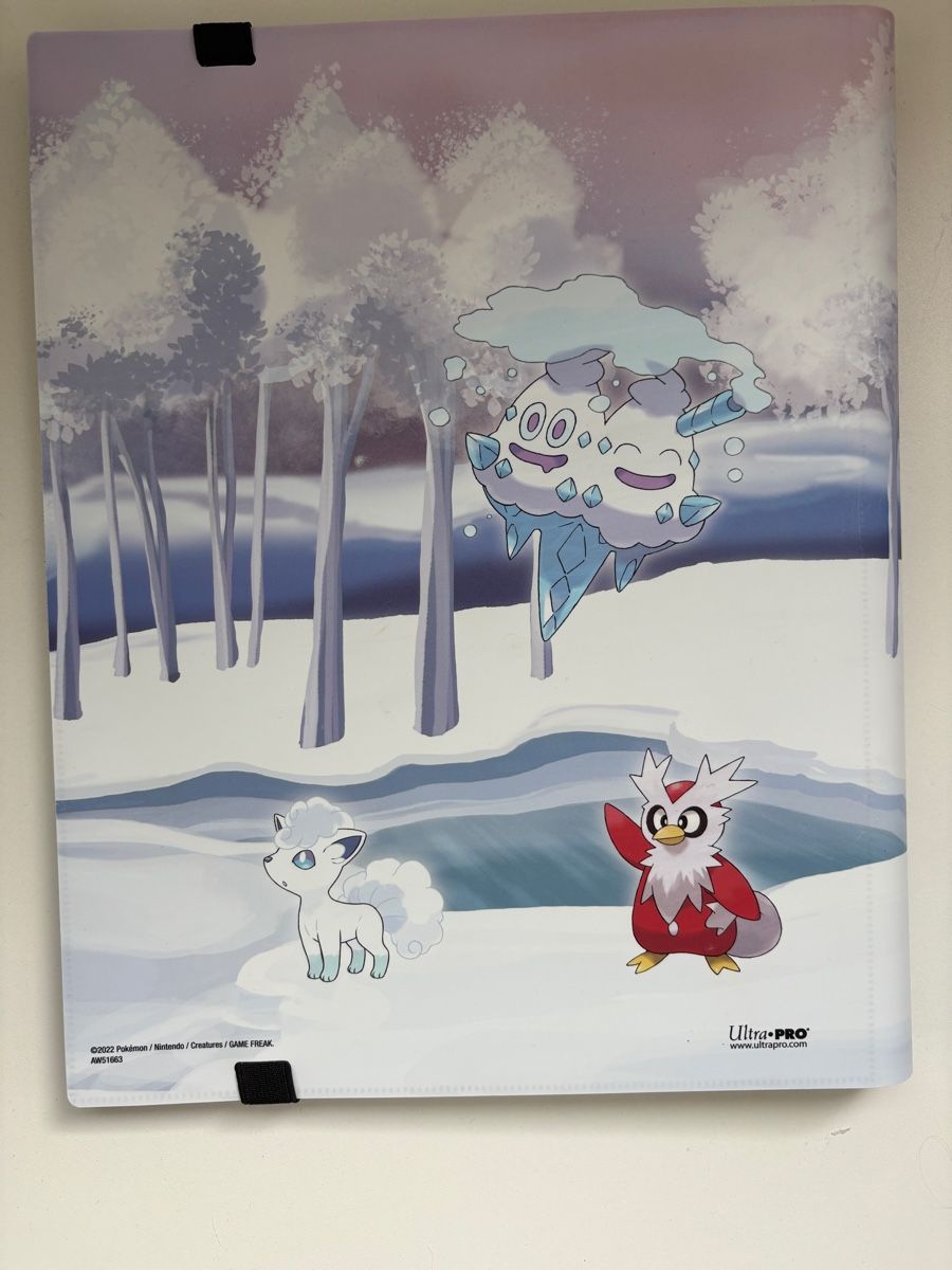 Pokémon Raccoglitori: Pokémon Binder + 6 Stück Karten – Nuovo (secondo la descrizione) da Zollikon venduto da ale_x2b2 1