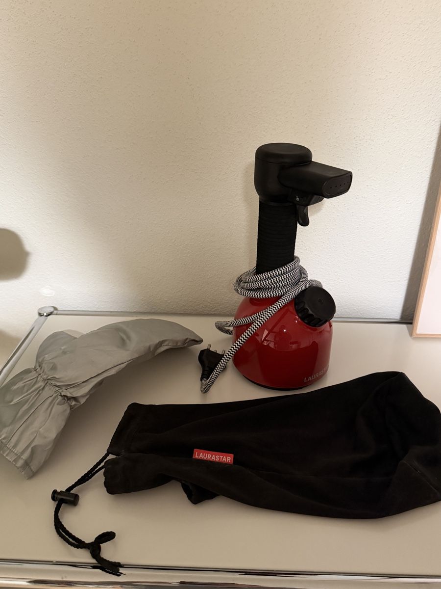 Dampfreiniger: Laurastar IGGI – Neu (gemäss Beschreibung) aus Unterlunkhofen von Delia_Mango-Convers