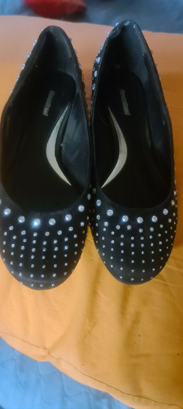 Graceland Scarpe da donna: Nieten Ballerinas 39 – Nuovo (secondo la descrizione) da Bellerive VD venduto da Hermes5