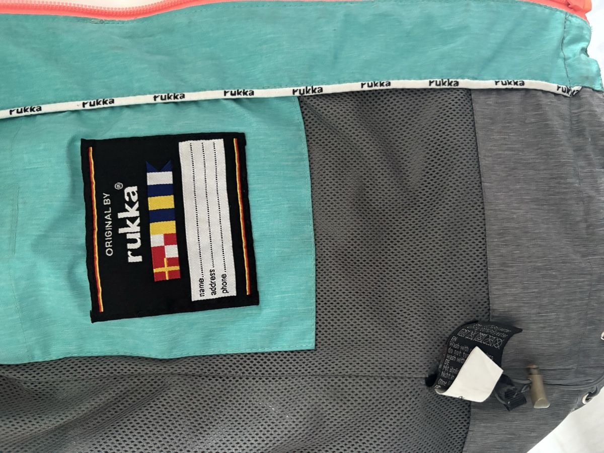 Rukka Vestes: Rukka Regenjacke, Grösse 128 – D'occasion à Horgen par Taravao 5