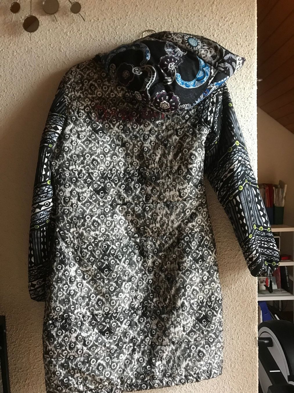 Desigual Cappotti: Manteau doudoune Desigual double face – Usato da Gorgier venduto da chahn 1