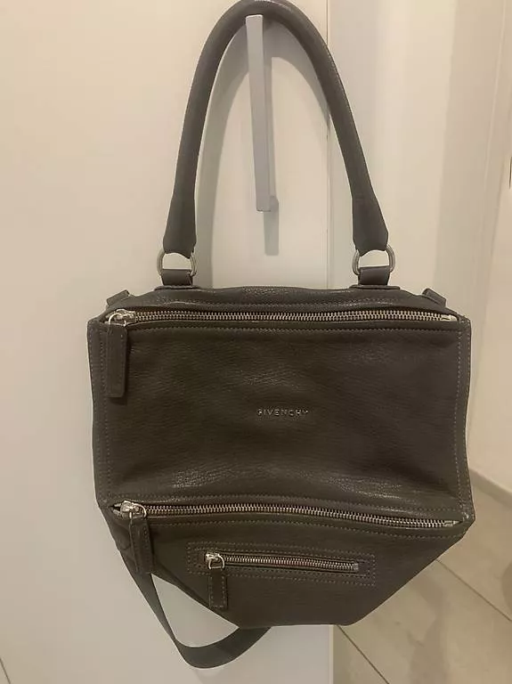 Borse da donna: GIVENCHY Tasche – Usato da Locarno venduto da Businesstrading 4