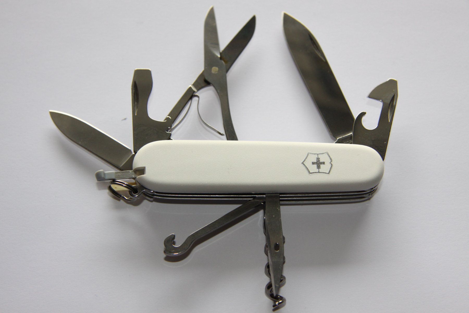 Victorinox Taschenmesser: Sackmesser Victorinox, 10 teilig, weiss – Neu (gemäss Beschreibung) aus Baar von ben_vrx8 2