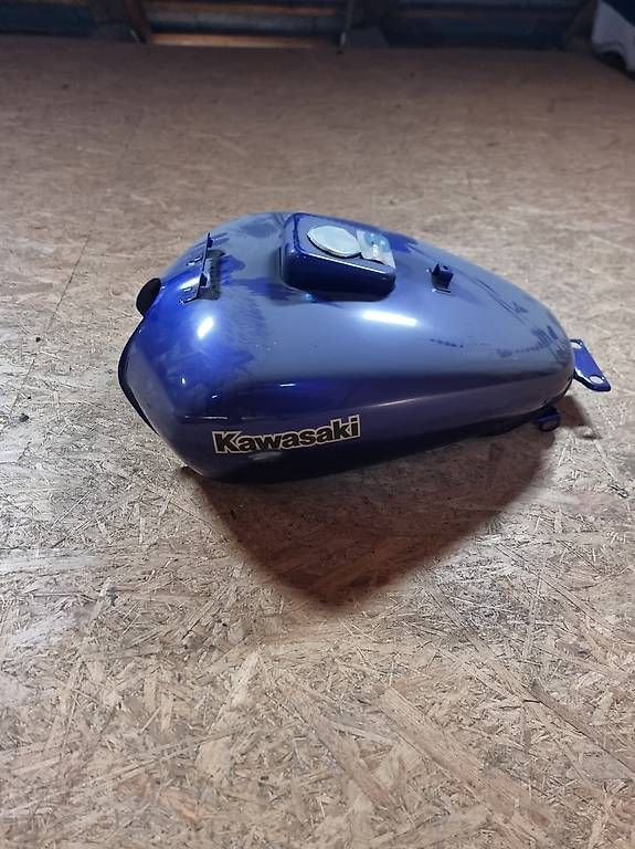 Accessori per altri veicoli: Tank ZL 600.   20 – Usato da Aedermannsdorf venduto da Automarkt