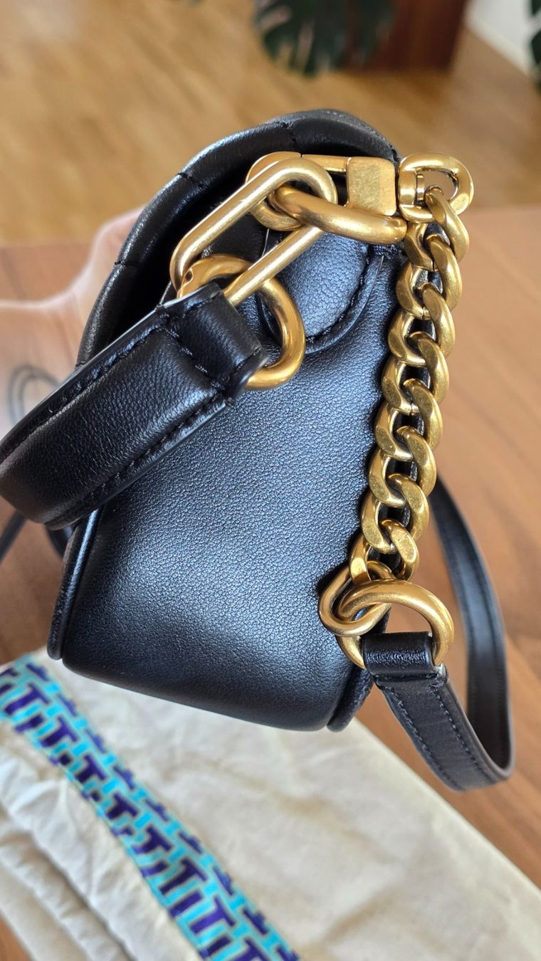 Tory Burch Borse da donna: Tory Burch Kira Chevron Handtasche schwarz – Usato da Uster venduto da proshka74 5