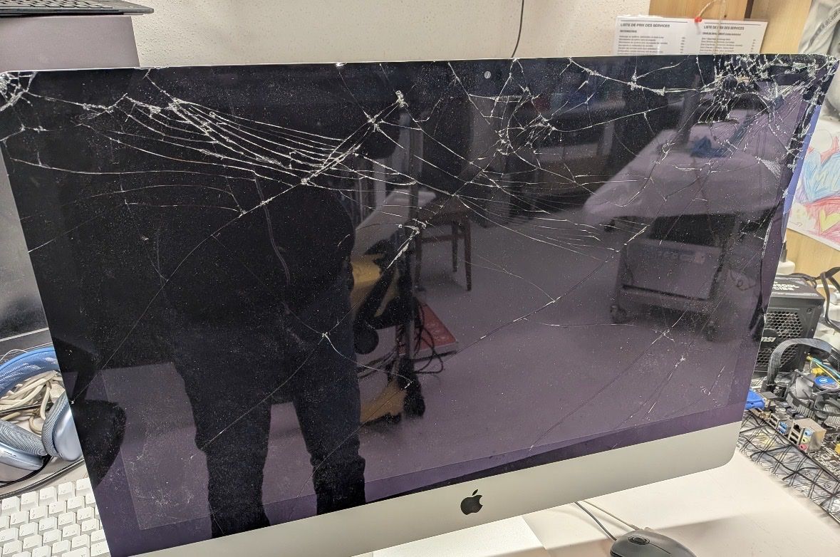 Apple PC: iMac 27´ défectueux – Difettoso da Tramelan venduto da Flapou