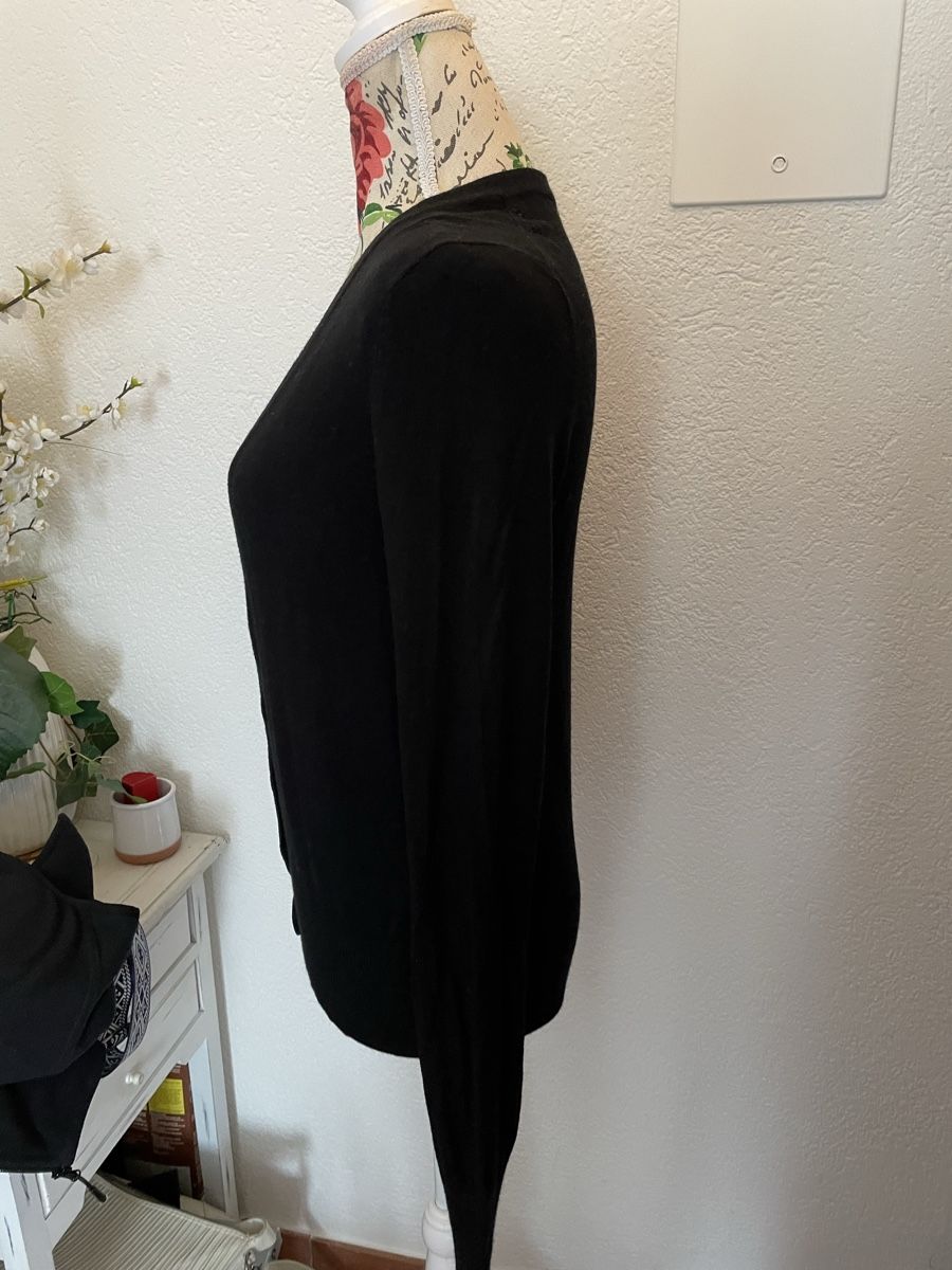 H&M Jacken: Strickjäckli H&M M 80% Viscose+20Angora – Gebraucht aus Zürich von Pamuk04 1