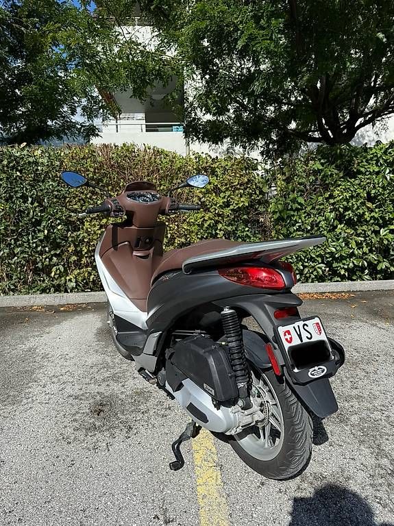 Piaggio Scooter: Scooter Piaggio Medley 125 – Usato da Bramois venduto da alb_26fj 3