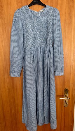 Kleid, blau gestreift  Grösse 46