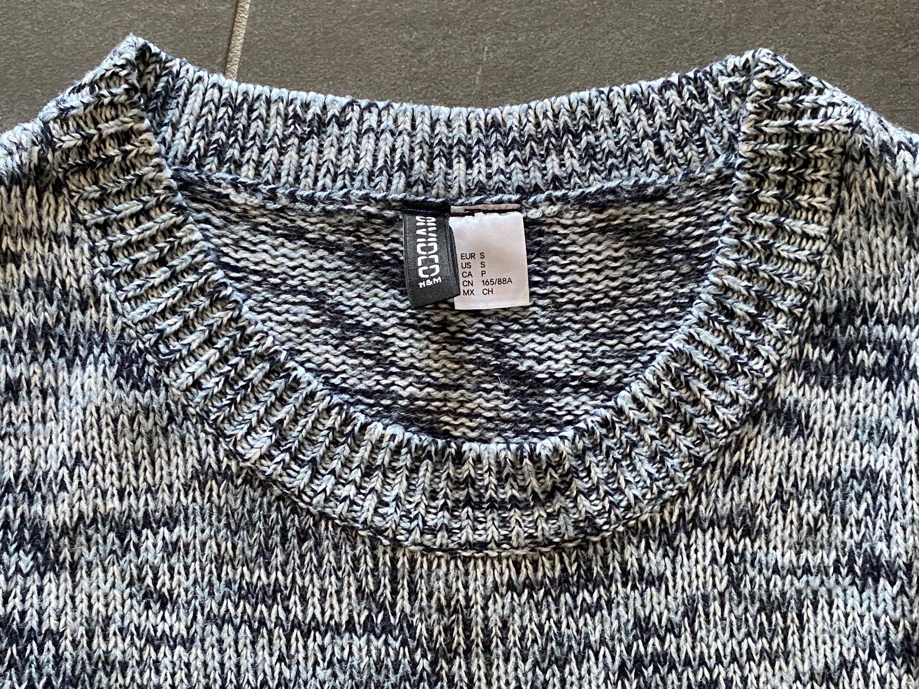 H&M Maglioni & Felpe: 2 schöne Strickpullover H&M Gr.S – Usato da Wallenried venduto da Asyano 4
