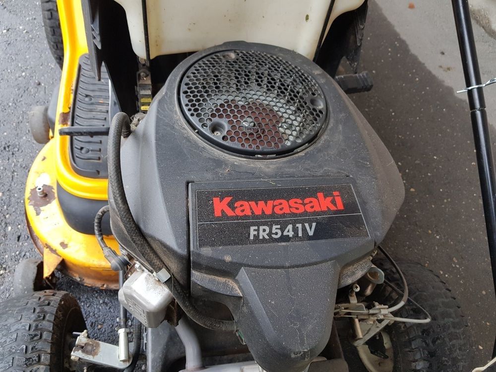 Mtd Tagliaerba: Cub Cadet Rasentraktor mit Schneepflug, – Usato da Rain venduto da Fafan069 2