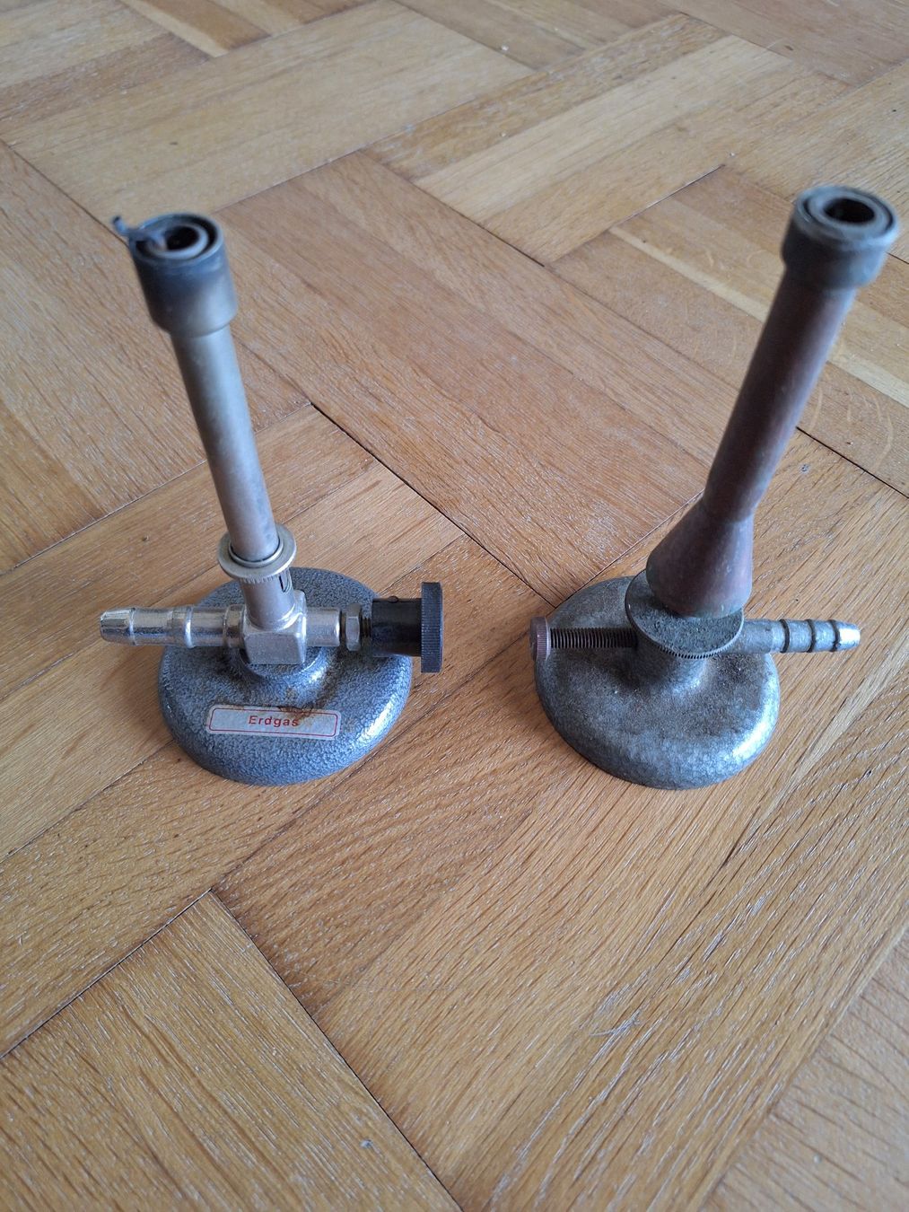 Alle Werkzeuge: Lot de 2 bec bunsen ancien – Gebraucht aus Chêne-Bougeries von xchrysalide