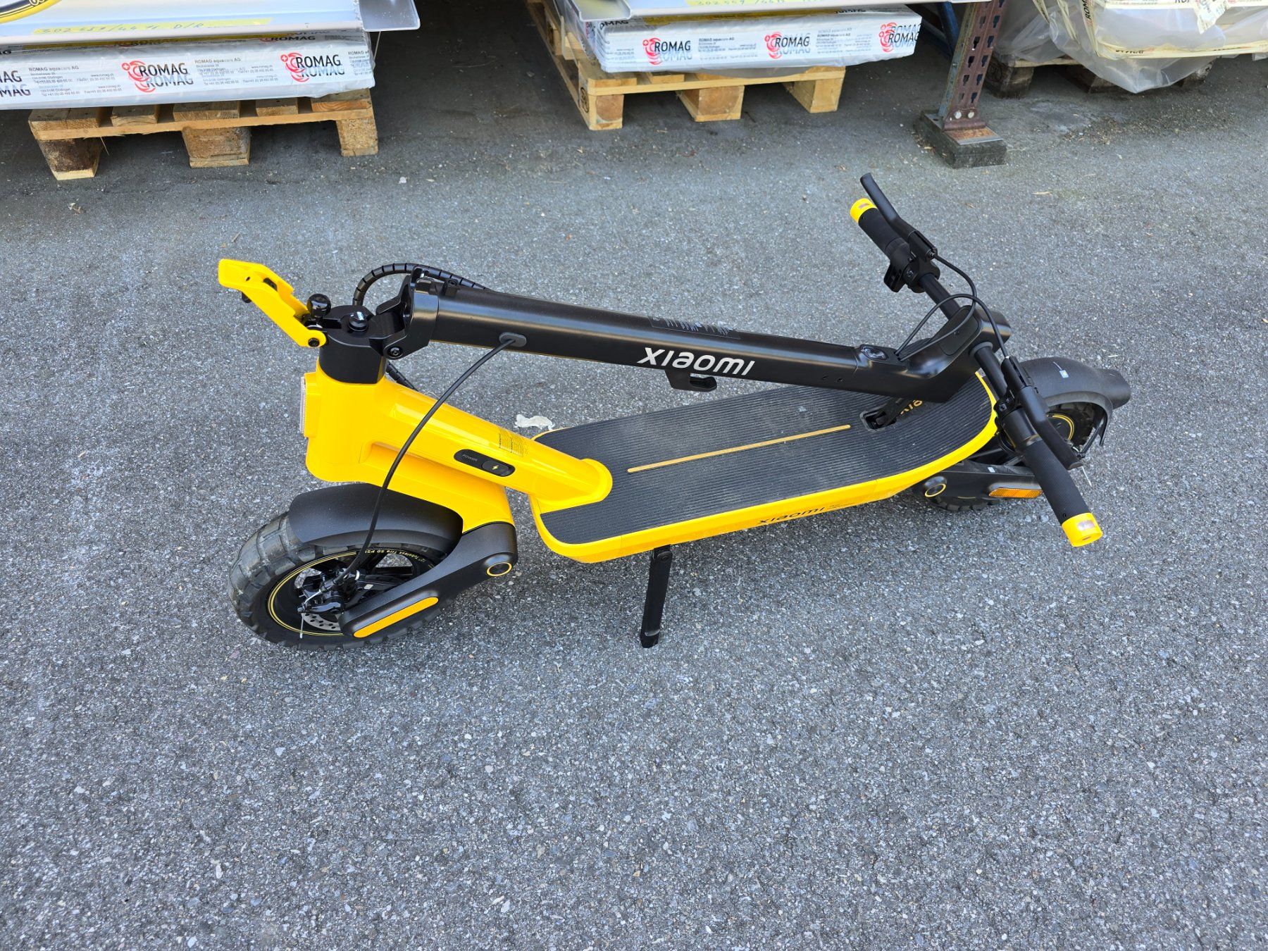 Xiaomi Kickboard: Xiaomi E-Scooter 6 Ultra Swiss Edition – Nuovo (secondo la descrizione) da Oberschrot venduto da cannihole 7