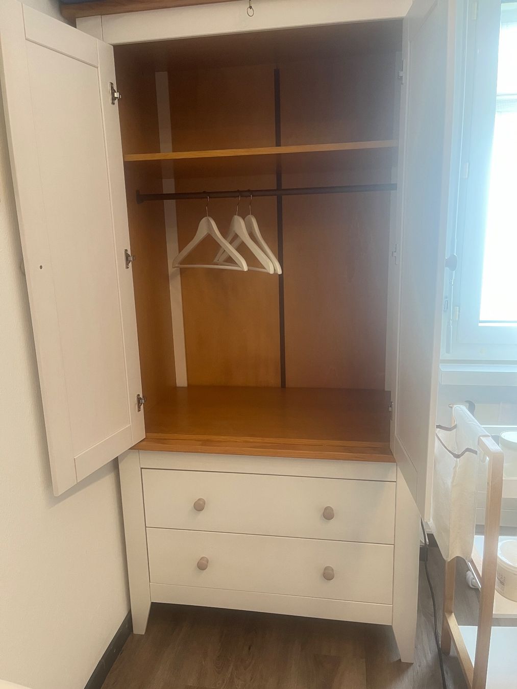 Armadi: Weisser Kleiderschrank Holz – Usato da Davos Wiesen venduto da Roseli21 3