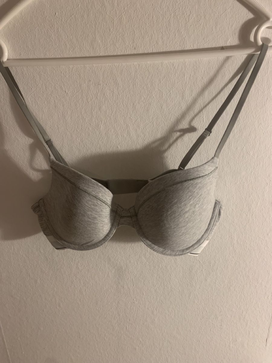 Calvin Klein Altra biancheria intima: Calvin Klein BH- neu – Nuovo (secondo la descrizione) da Aarau venduto da est_x5vz