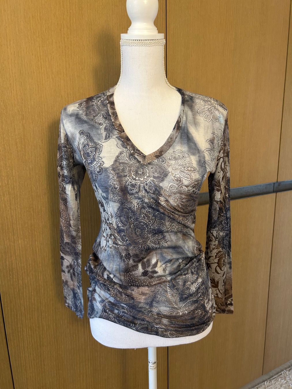 T-shirt: Maglietta Daniela Vecchi taglia 42 – Usato da Lugano venduto da camillapersempre