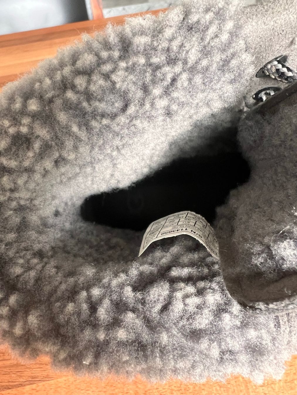 Ugg Damenschuhe: Bottes hiver fourrées UGG  Taille 36 – Gebraucht aus Niederwangen BE von audreychkaya 3